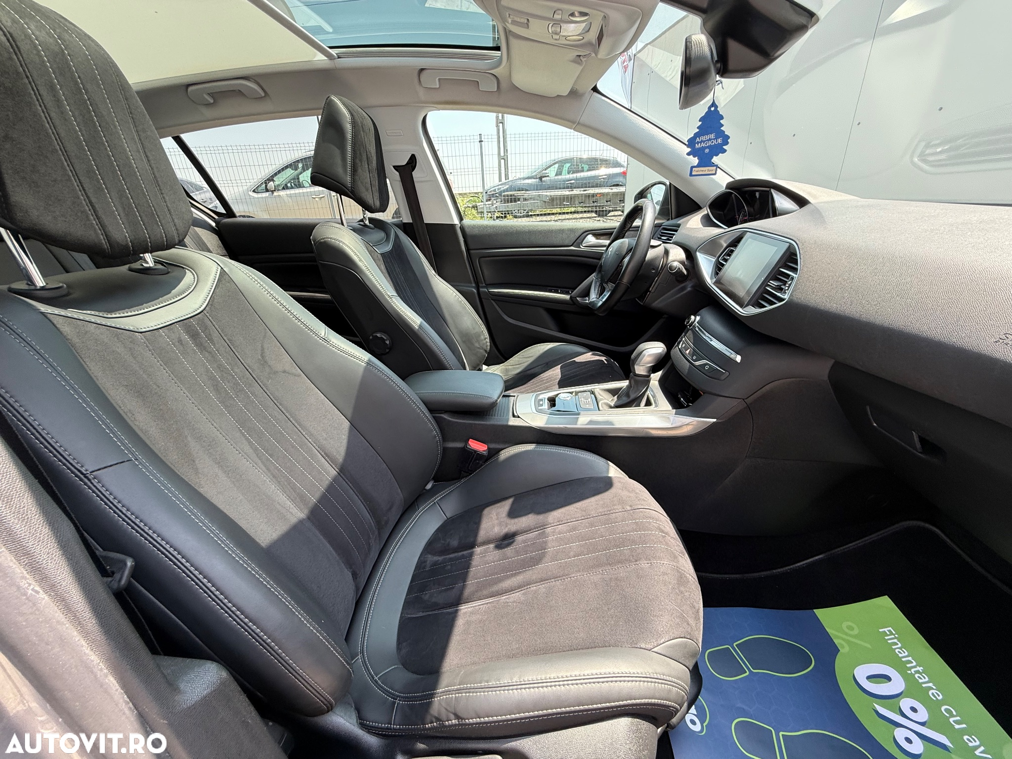 Peugeot 308 1.2 L PureTech Turbo Allure Aut. - 5