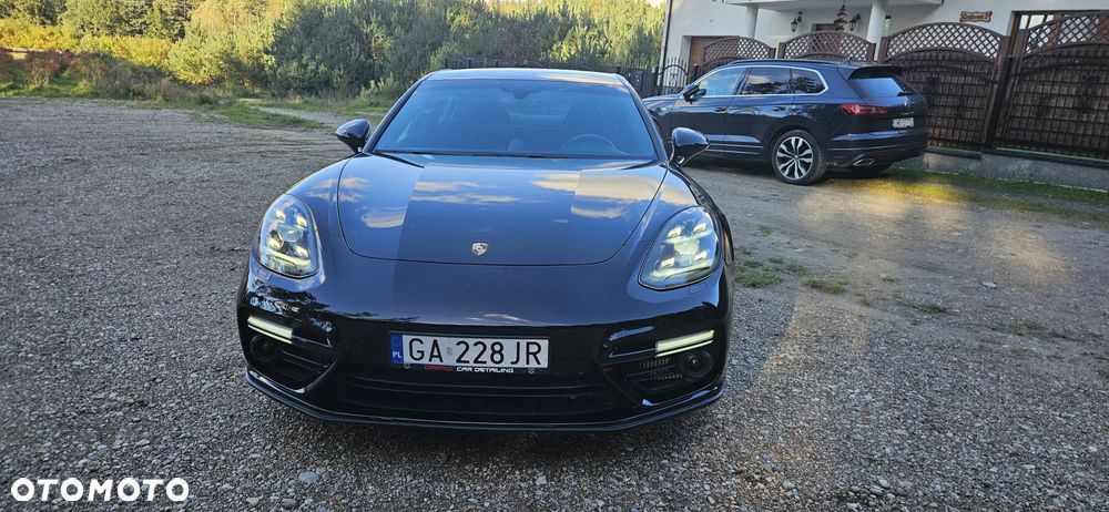 Porsche Panamera Turbo Executive - 9