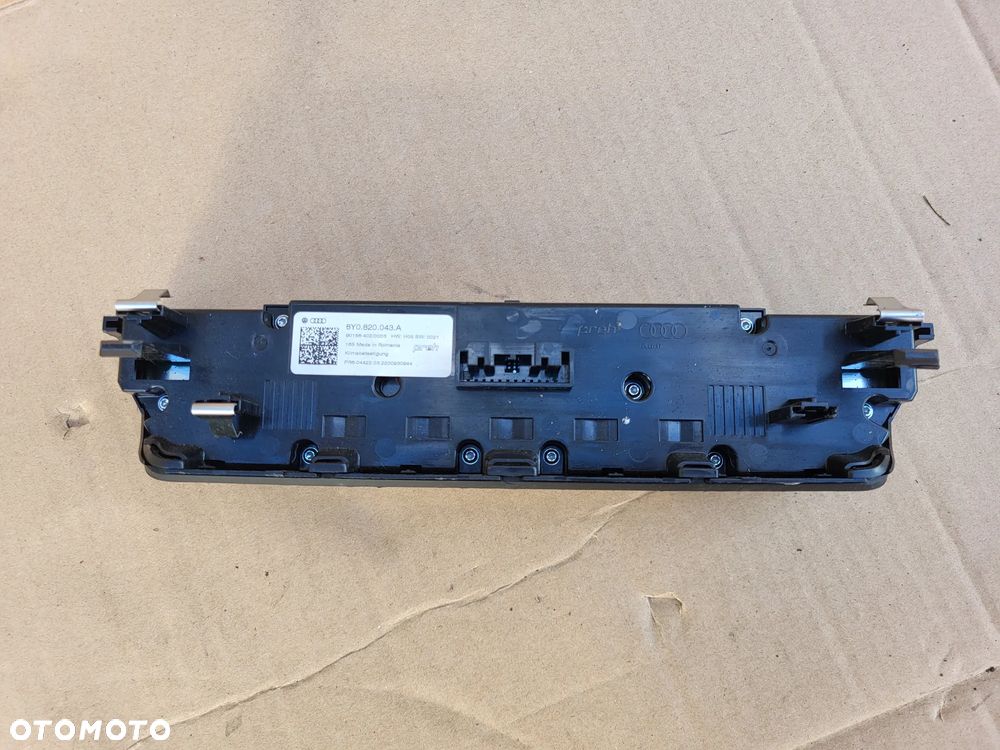 PANEL KLIMATYZACJI AUDI A3 8Y0820043A - 7