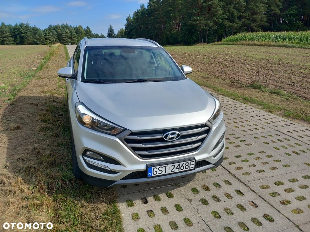 Hyundai Tucson 1.7 CRDI BlueDrive Style 2WD - 2