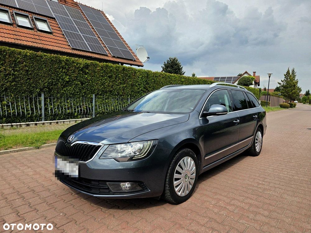 Skoda Superb 2.0 TDI Business - 1