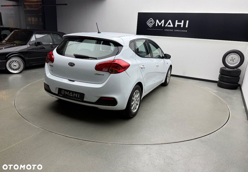 Kia Ceed 1.4 CVVT Attract - 10
