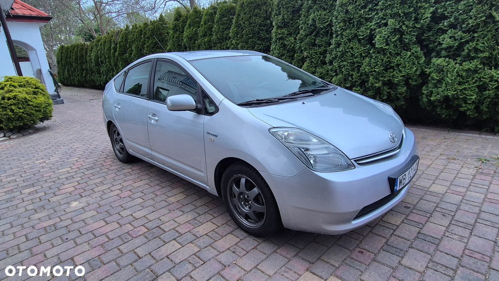 Toyota Prius 1.5 VVT-i Sol (nav) - 2