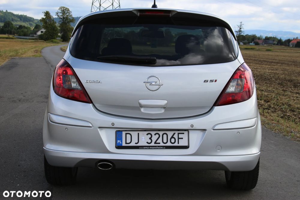 Opel Corsa 1.6T GSI - 13