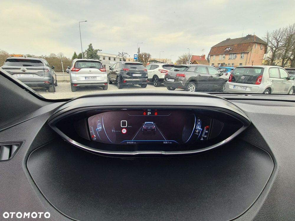 Peugeot 5008 1.5 BlueHDi Allure Pack S&S EAT8 - 21