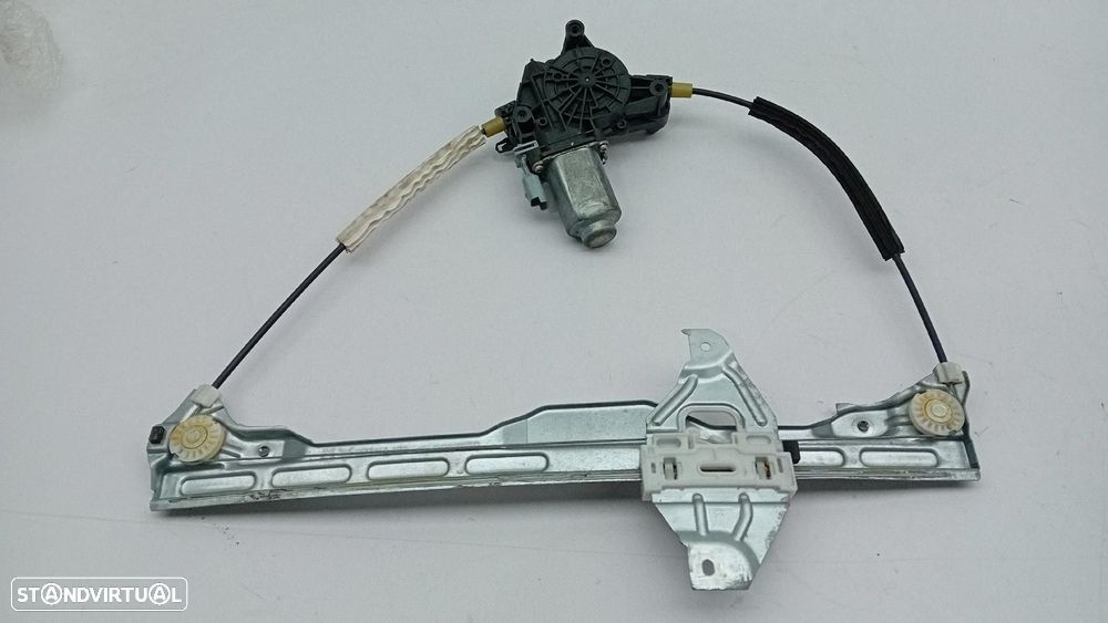Elevador vidros frente direito CITROËN C-Elysee