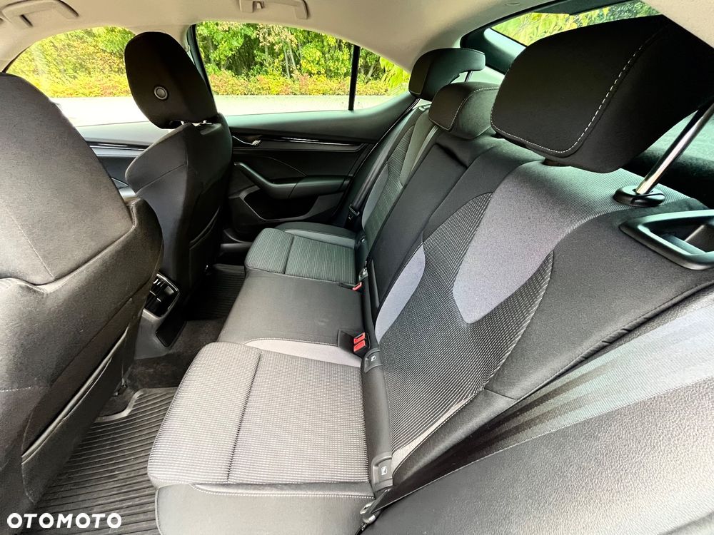 Skoda Octavia 1.5 TSI ACT Ambition - 10