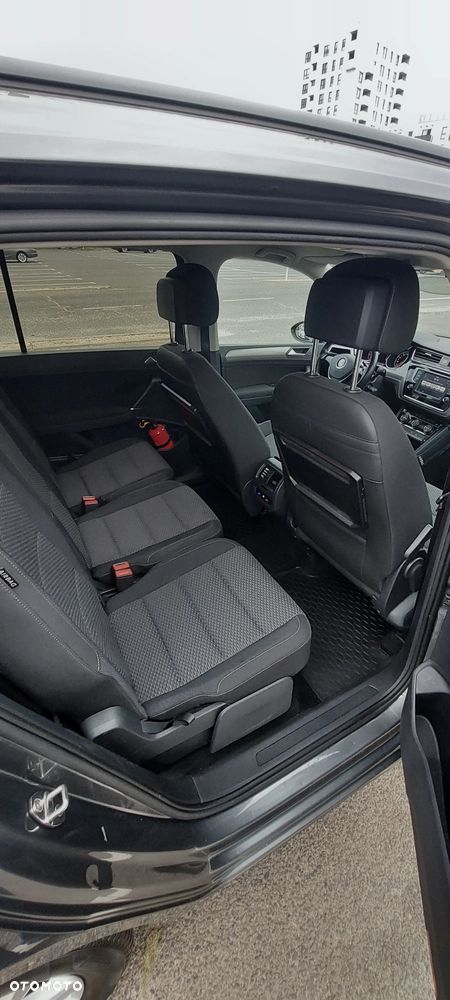 Volkswagen Touran 1.4 TSI BMT Comfortline DSG - 23