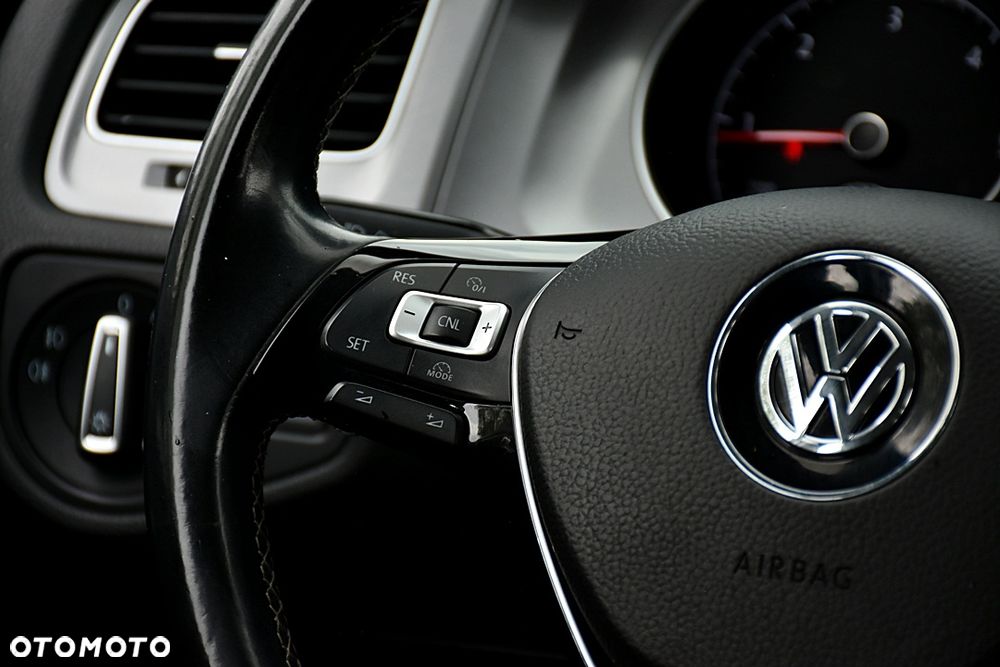 Volkswagen Golf 2.0 TDI BlueMotion Technology Lounge - 19