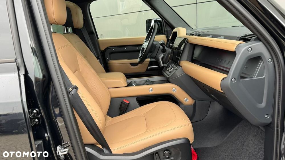 Land Rover Defender 5.0 P425 X-Dynamic HSE - 12