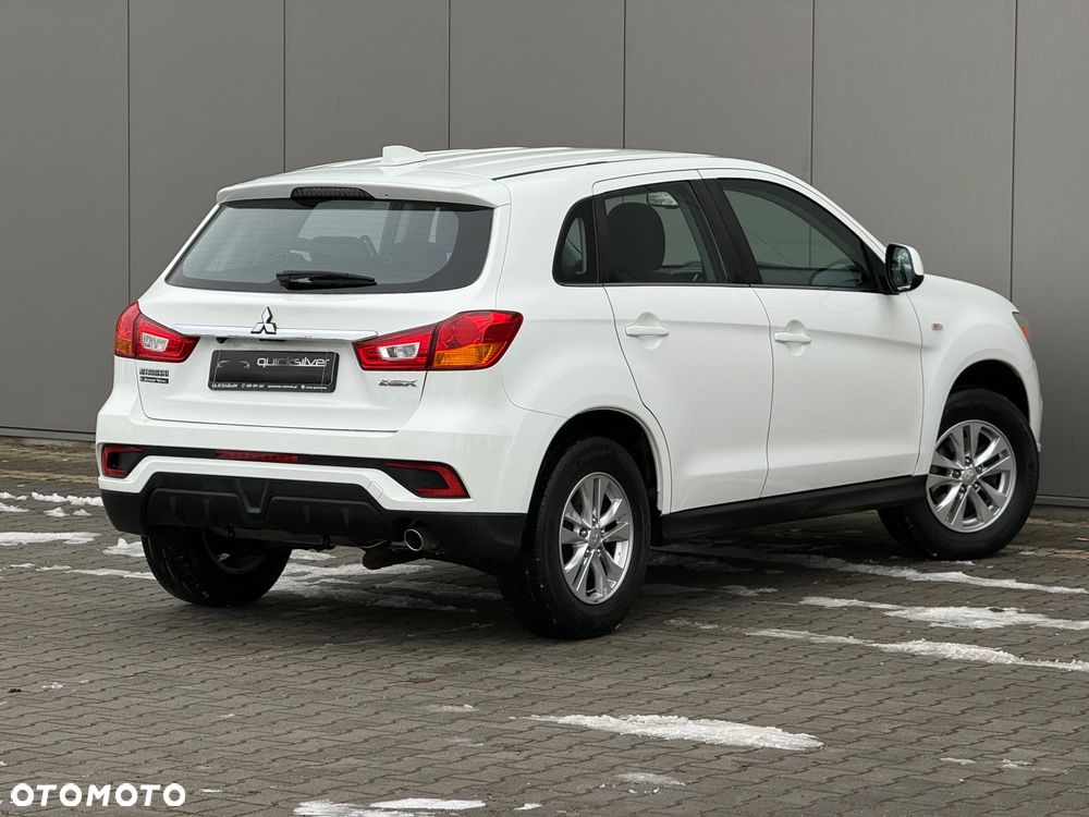 Mitsubishi ASX - 11