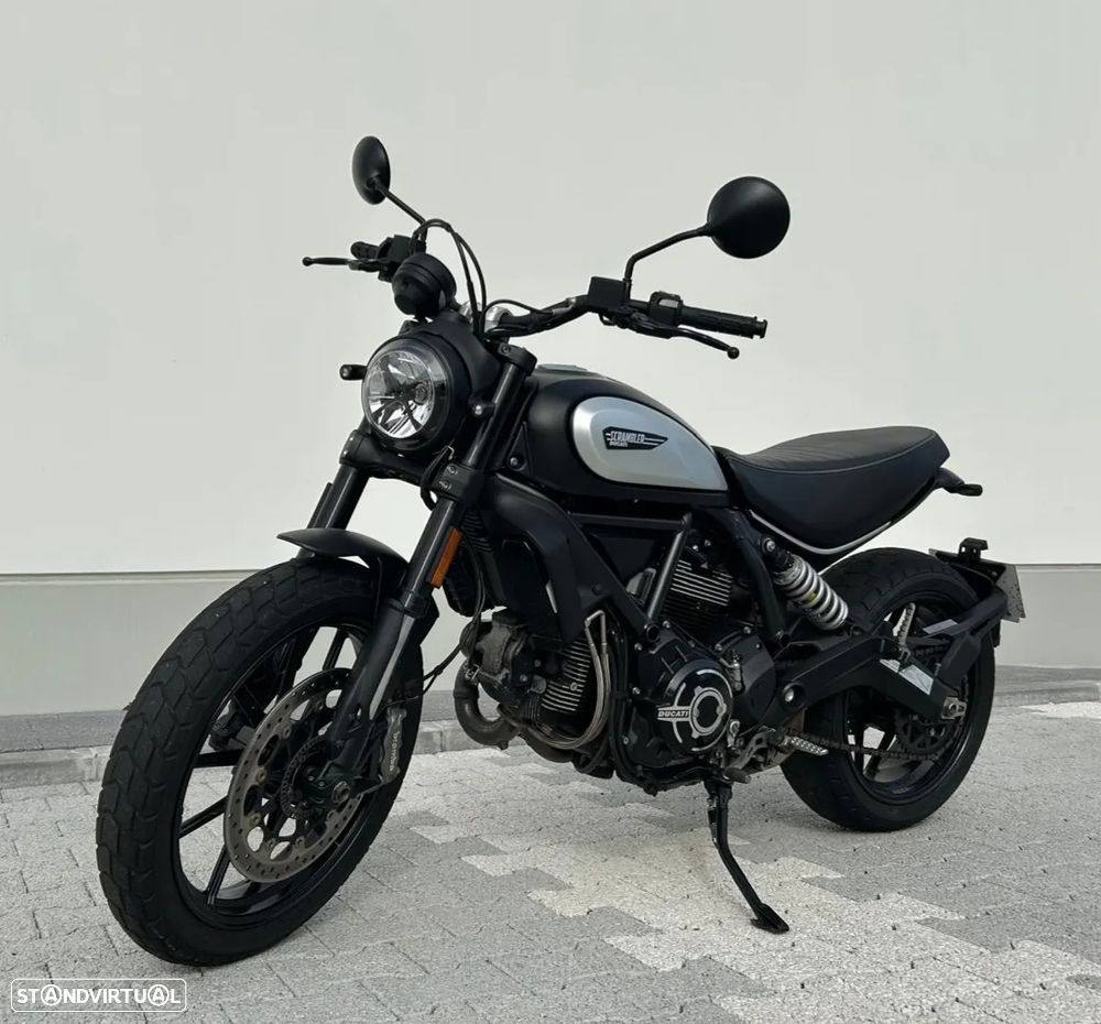 Ducati Scrambler 800 Icon Dark - 10