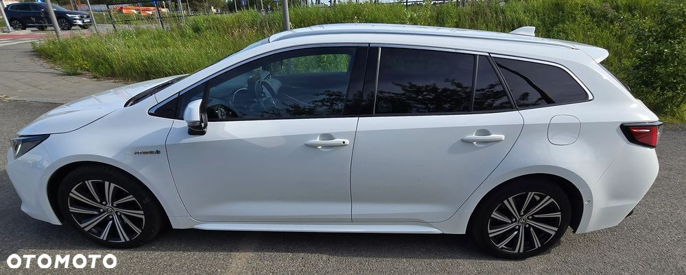 Toyota Corolla 2.0 Hybrid Comfort - 3