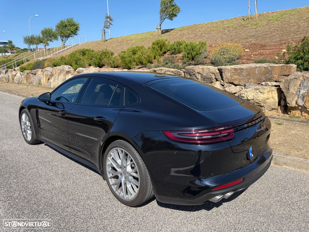 Porsche Panamera 4 S - 5
