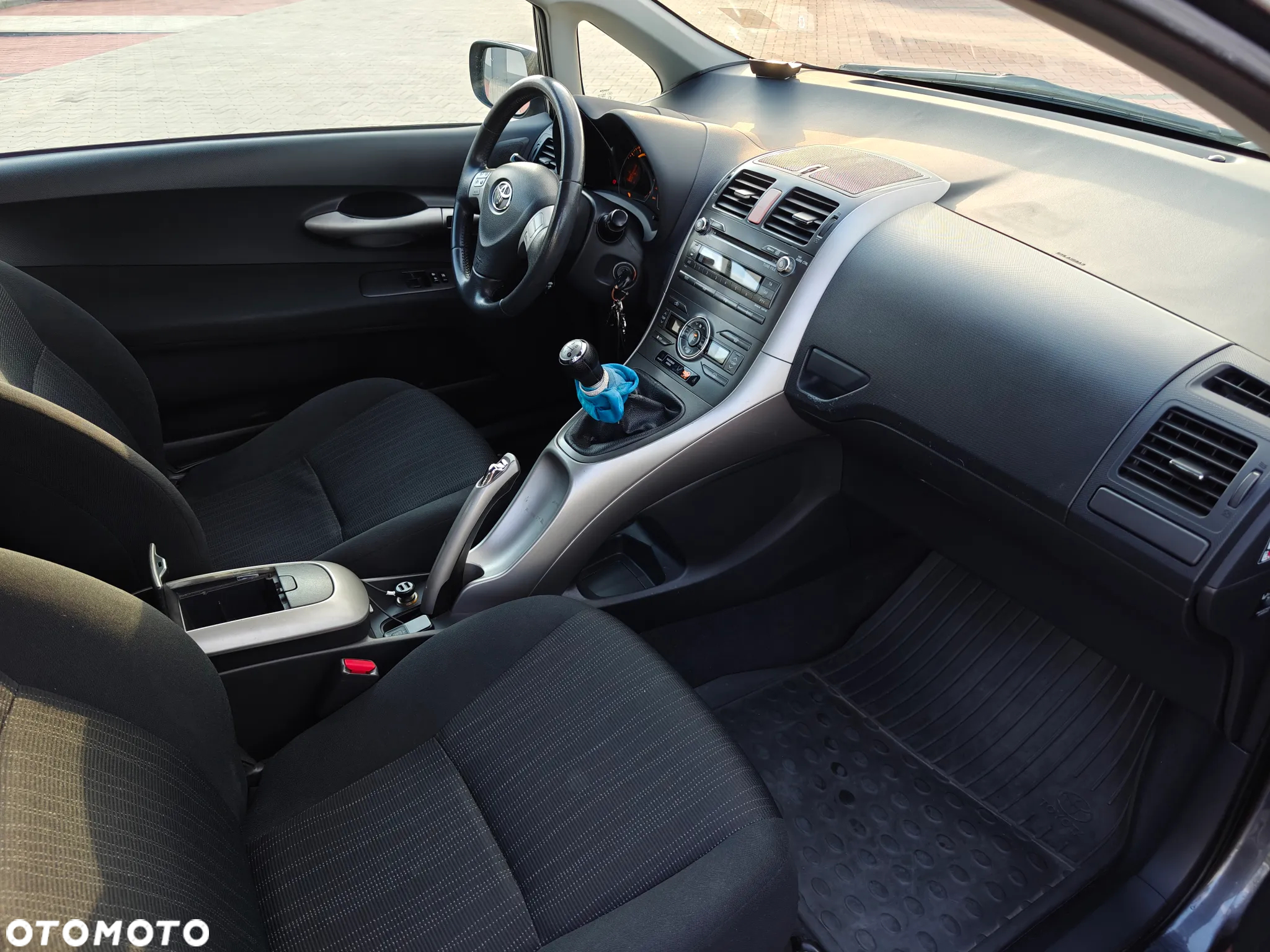 Toyota Auris - 13