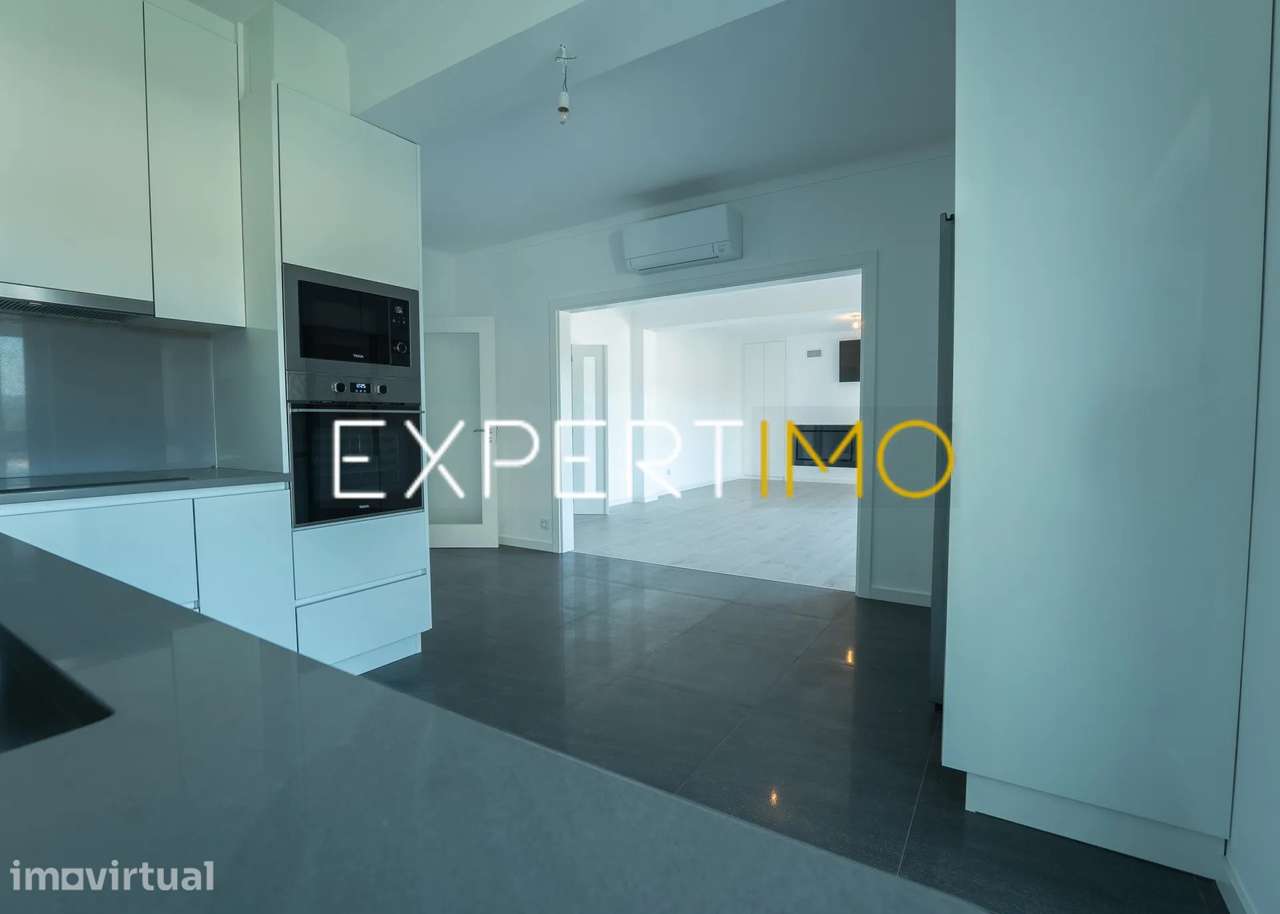 Apartamento T3+1 Totalmente Remodelado - Grande imagem: 2/26