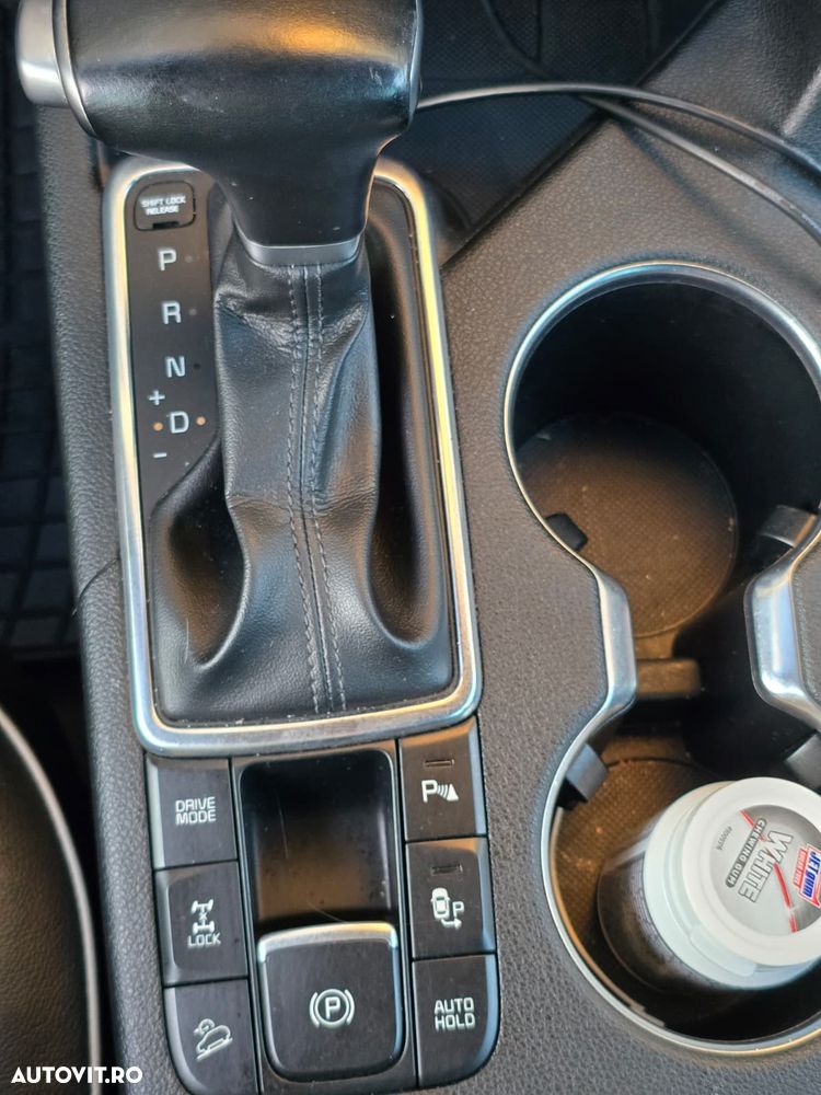 Kia Sportage 1.6 T-GDI 7DCT 4x4 GT Line - 8