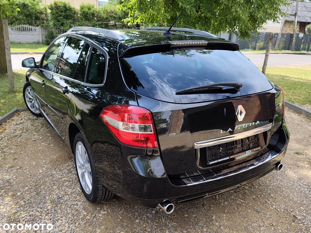 Renault Laguna dCi 180 FAP Initiale - 16