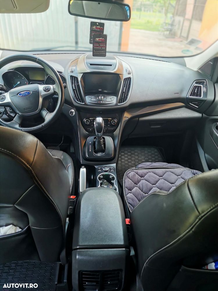Ford Kuga 2.0 TDCi 4x4 Aut. Titanium - 16