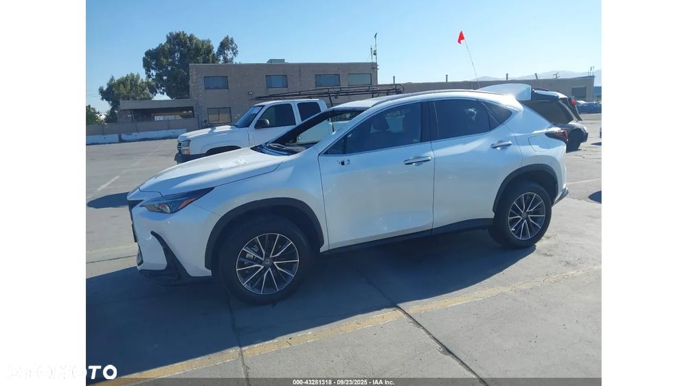 Lexus NX - 4