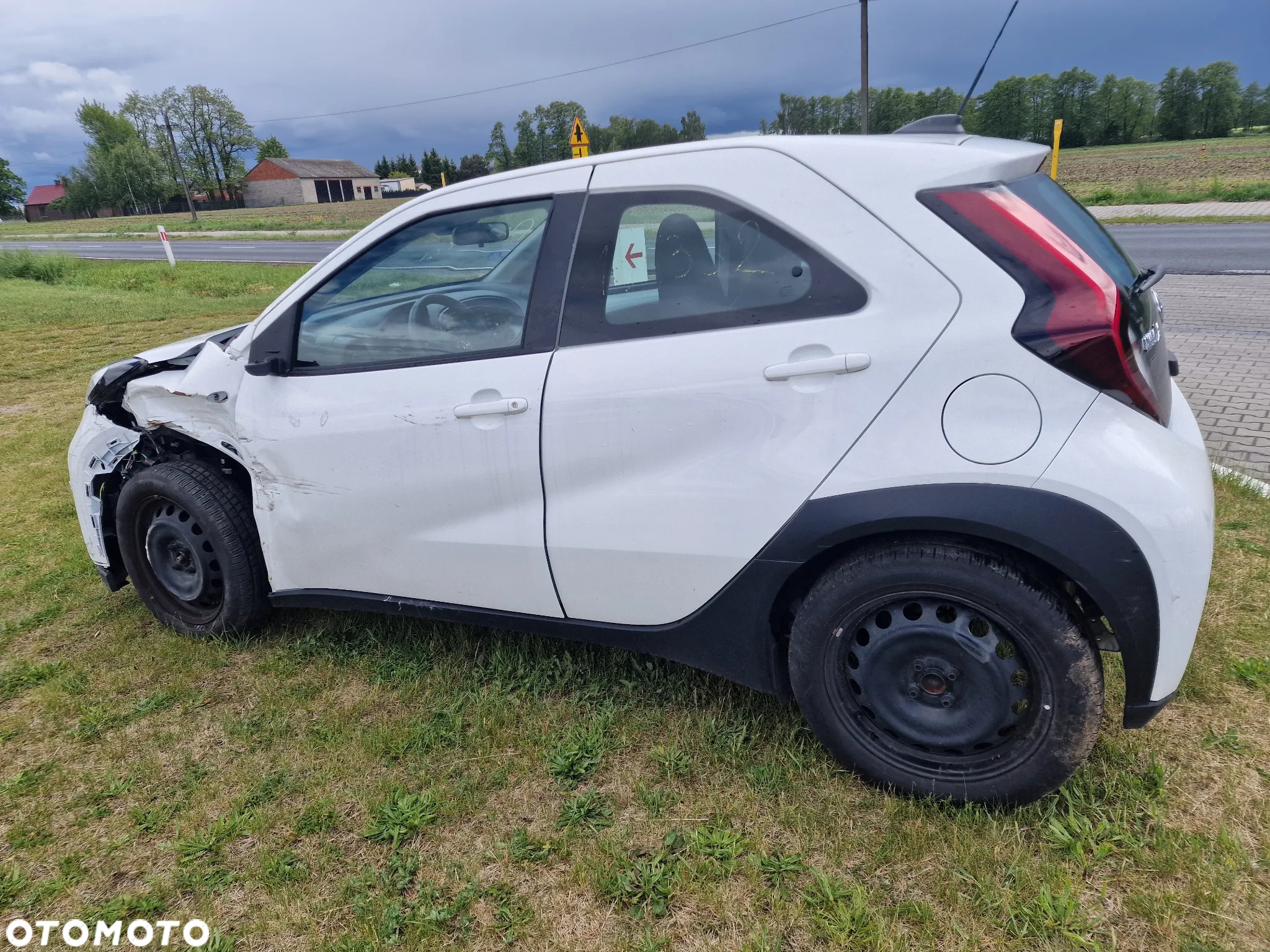 Toyota Aygo X 1.0 VVT-i Black Edition X-shift - 14