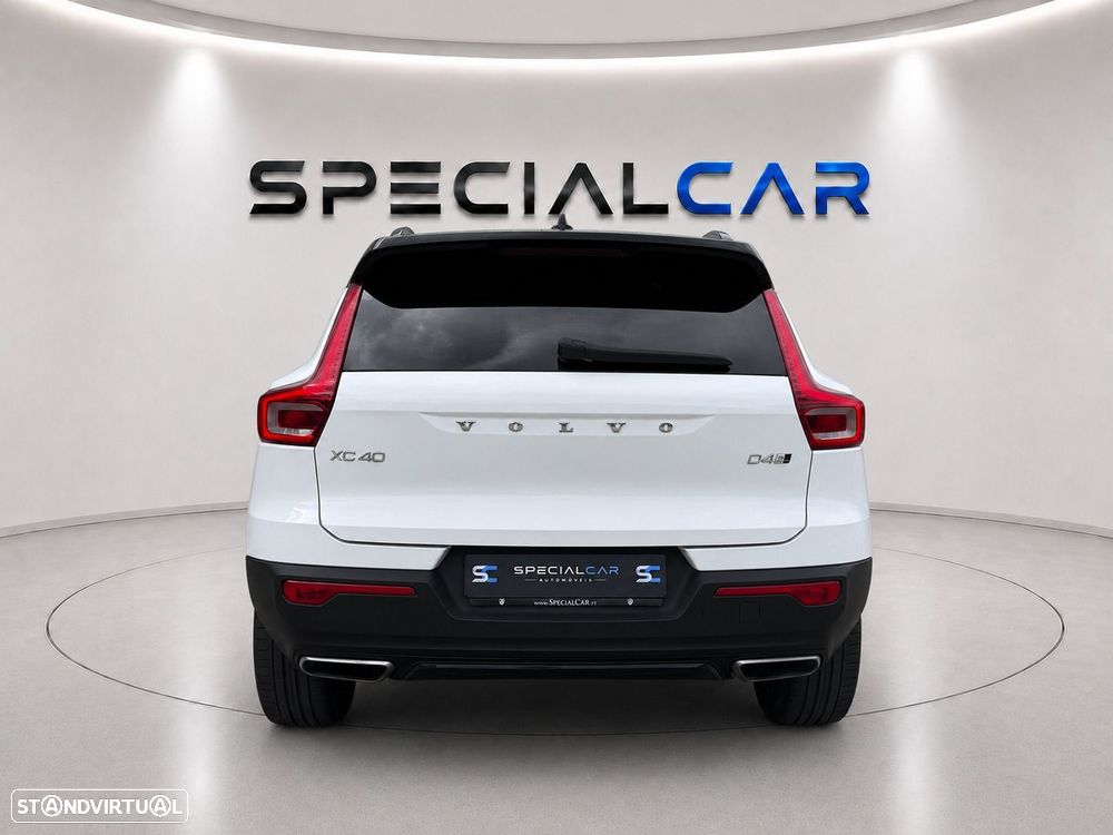 Volvo XC 40 2.0 D4 R-Design AWD - 8
