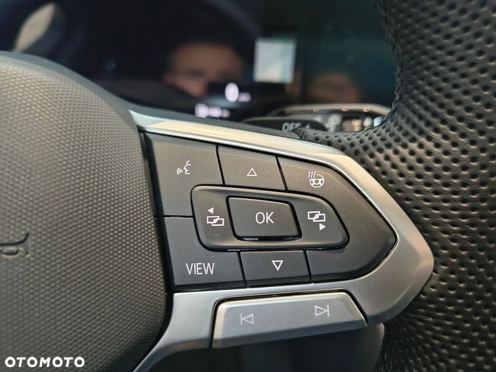 Volkswagen Touareg - 16