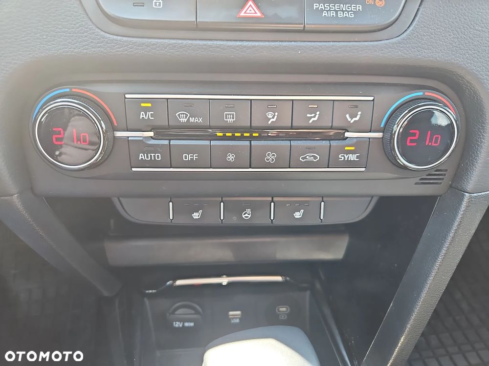 Kia Ceed 1.5 T-GDI Tribute DCT - 15