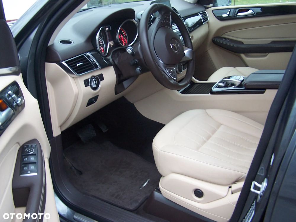 Mercedes-Benz GLE - 9