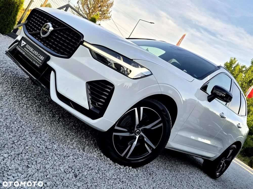 Volvo XC 60 B4 D AWD Plus Dark - 3