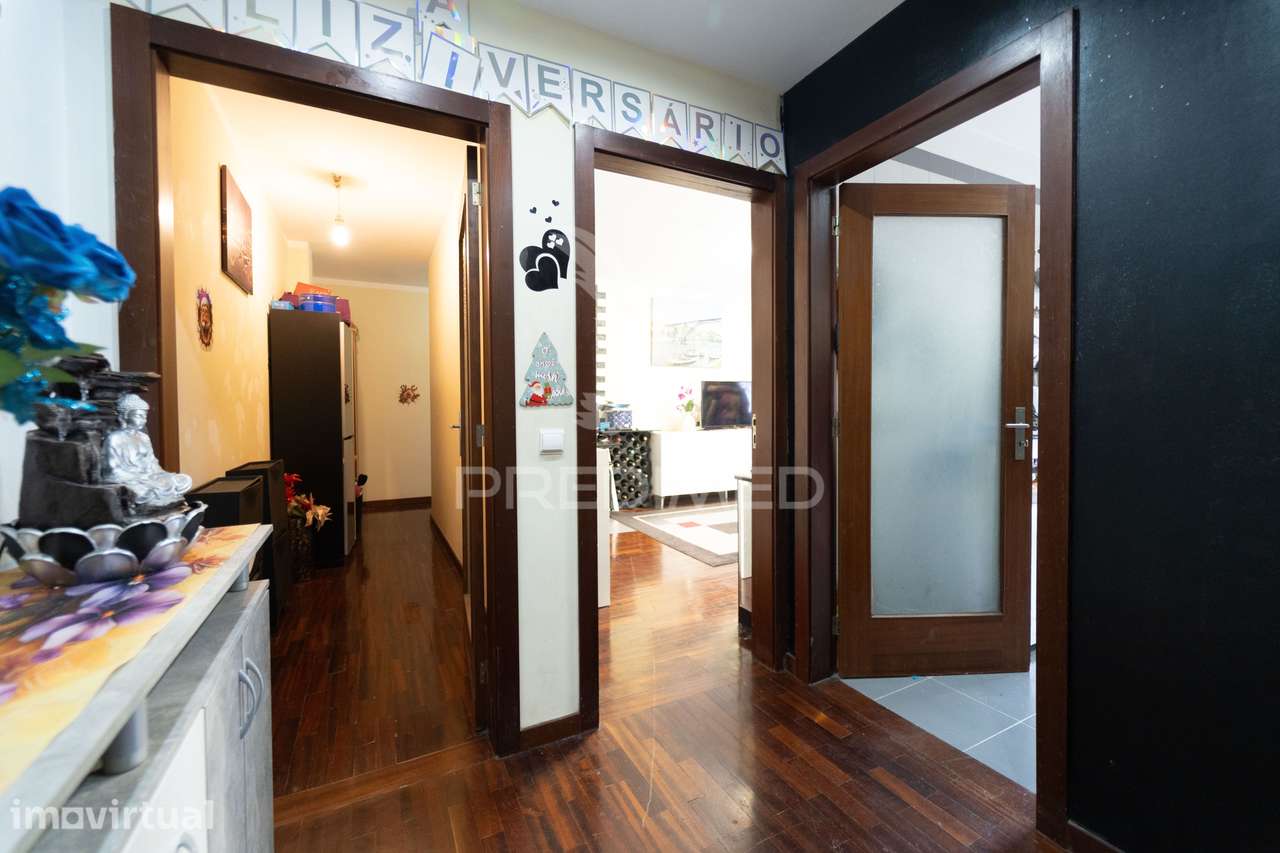 Apartamento T2 | Elevador e Lugar de Garagem | Valongo - Grande imagem: 2/21