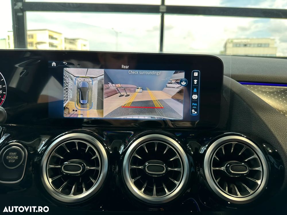 Mercedes-Benz GLA - 17