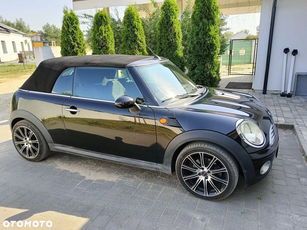 MINI Cooper Standard - 2