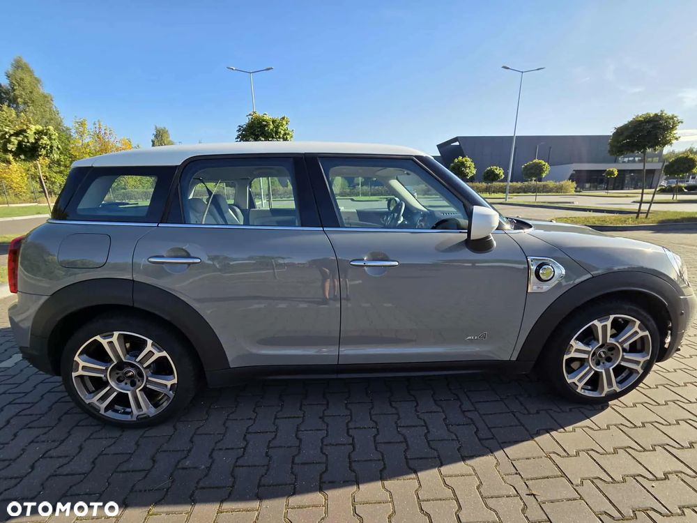 MINI Countryman Cooper ALL4 - 4