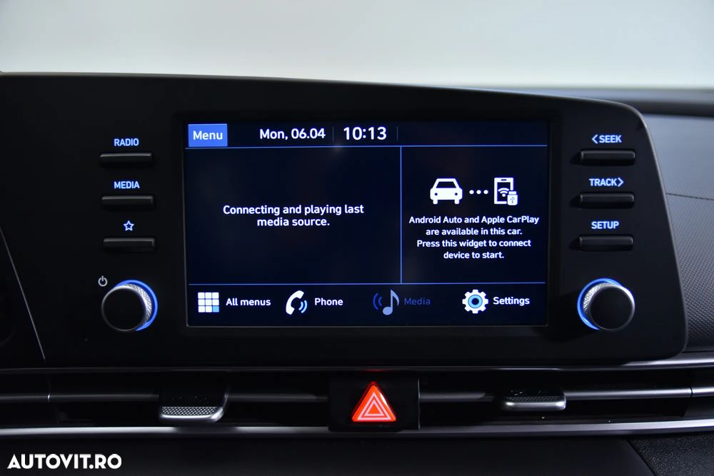 Hyundai Elantra - 23