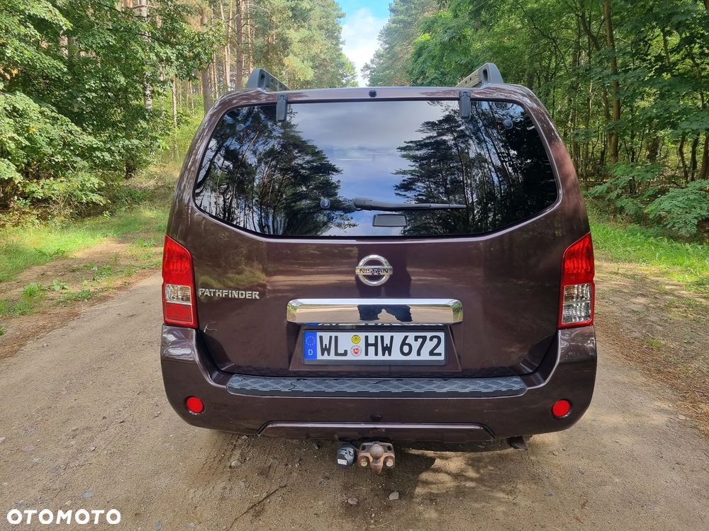 Nissan Pathfinder 2.5 dCi Platinum - 10