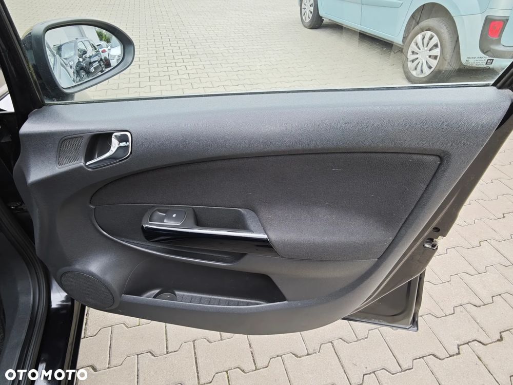 Opel Corsa 1.4 16V Satellite - 18