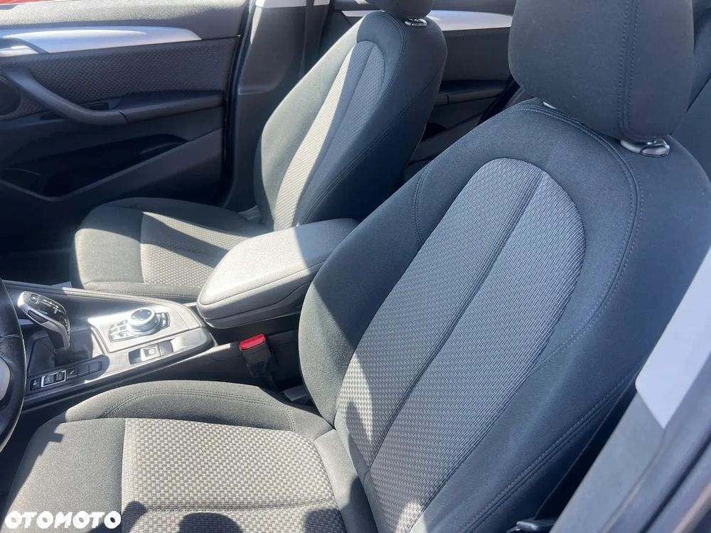 BMW X1 sDrive16d - 16