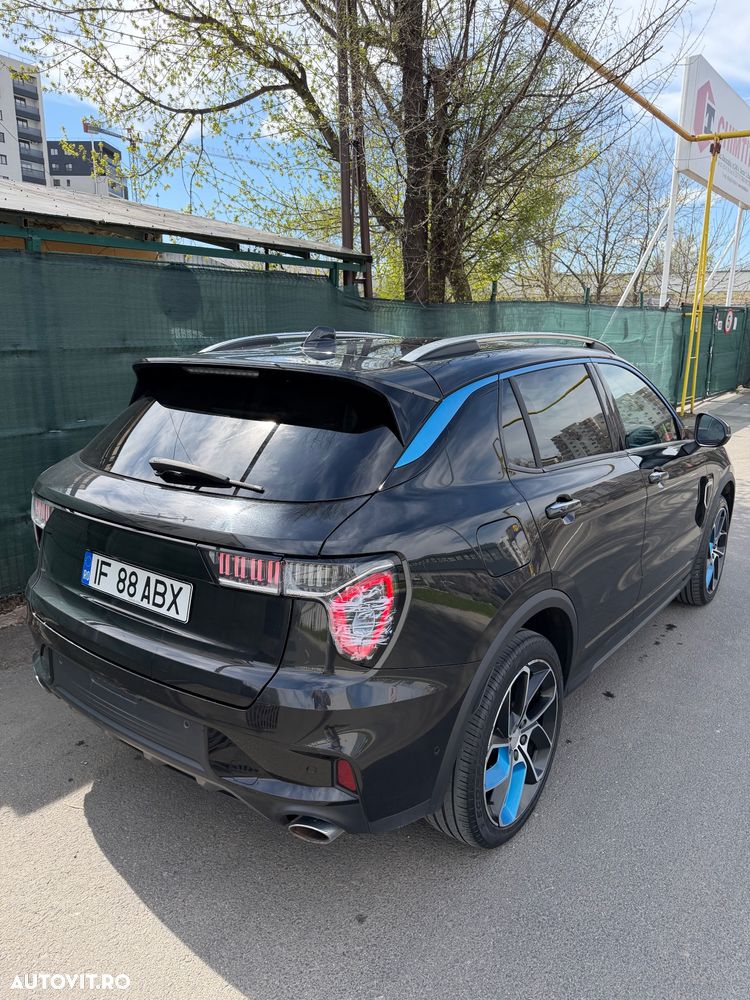 Lynk&Co 01 - 6