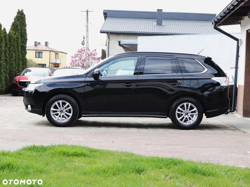Mitsubishi Outlander 2.0 Intense 2WD - 9