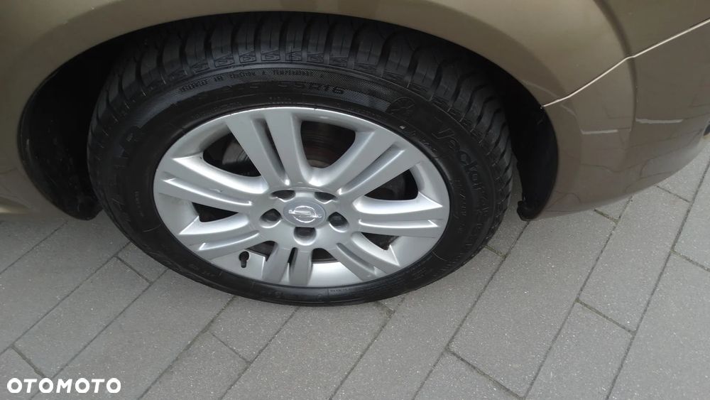 Opel Zafira 1.8 Family Plus - 9