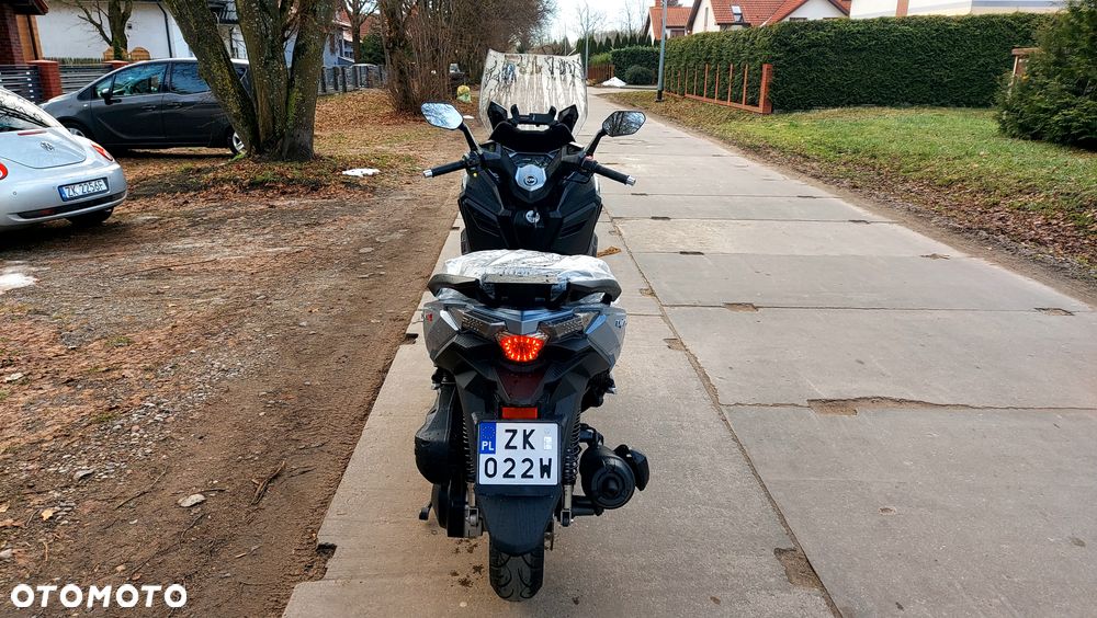 SYM CRUiSYM - 16