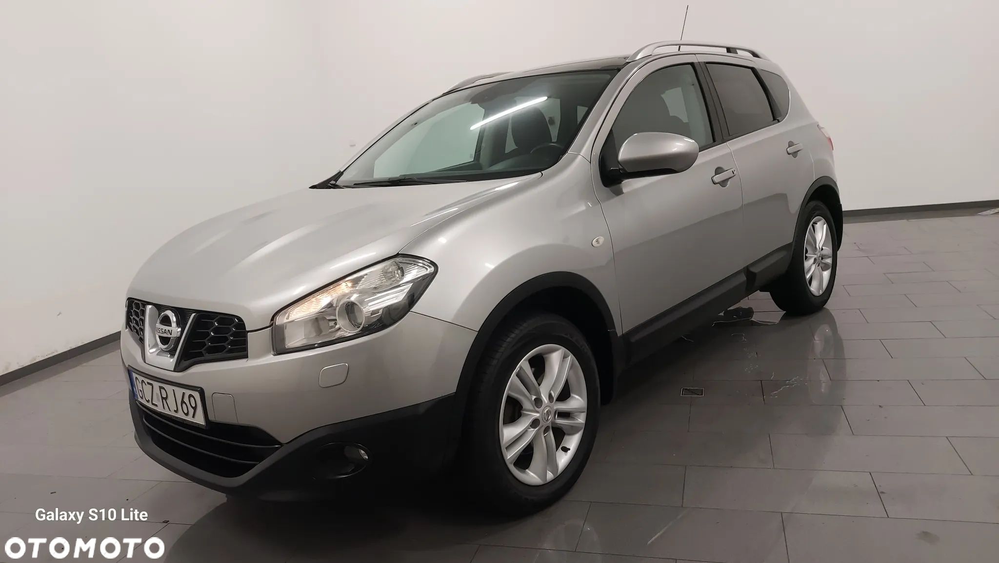 Nissan Qashqai 2.0 4 x 4 tekna - 1