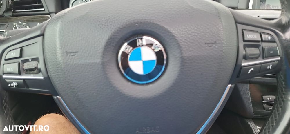 BMW Seria 5 520d Touring Aut. Luxury Line - 22