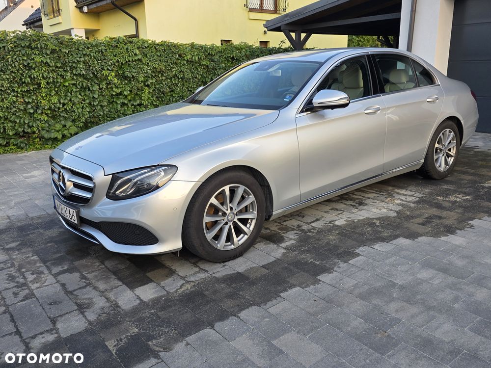 Mercedes-Benz Klasa E 220 d 9G-TRONIC - 5