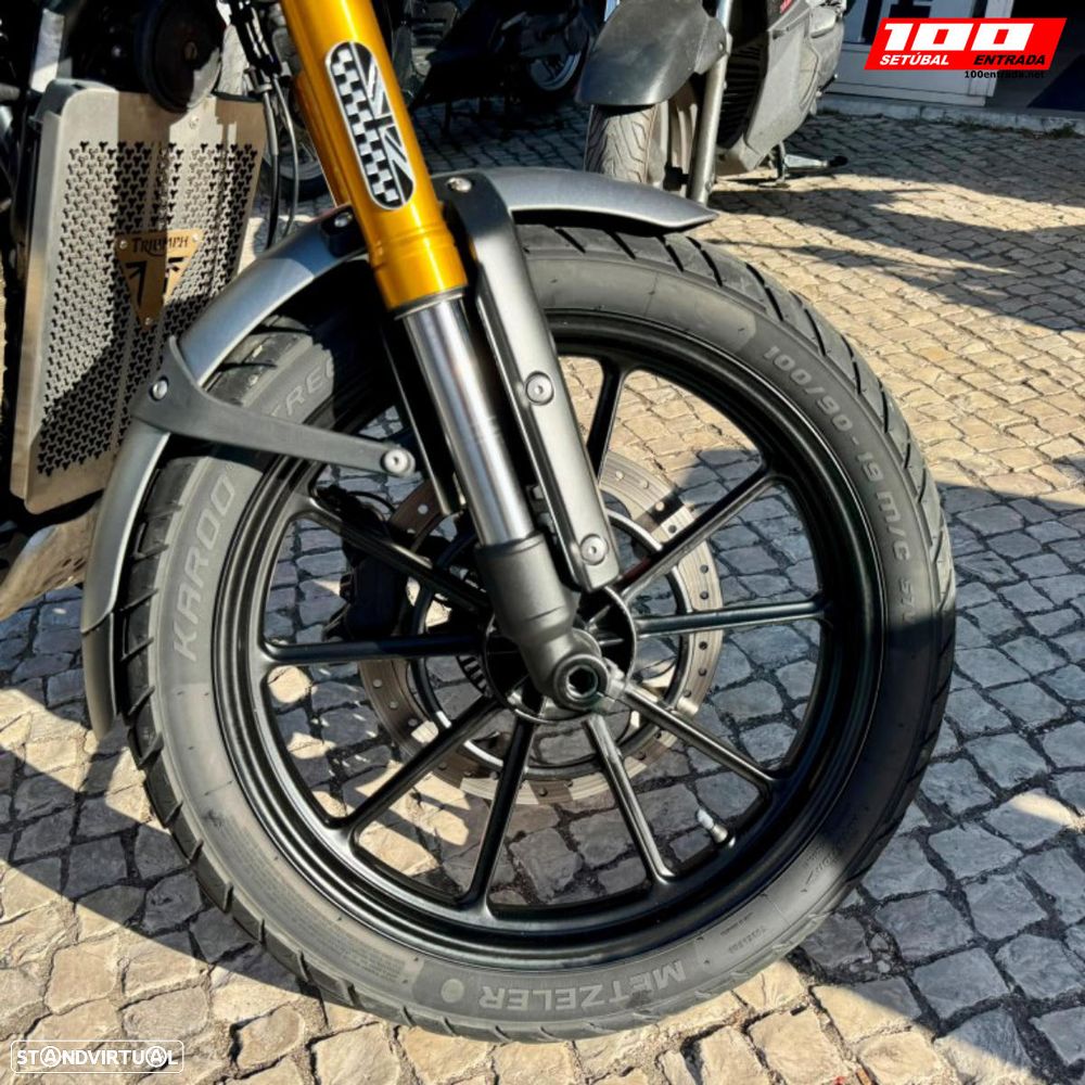 Triumph Scrambler 400 X - 10