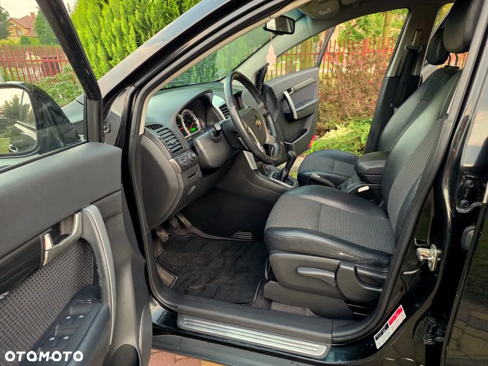 Chevrolet Captiva 2.0 d LS - 20