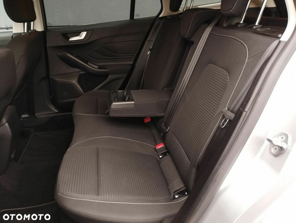 Ford Focus 1.0 EcoBoost mHEV Titanium X - 13