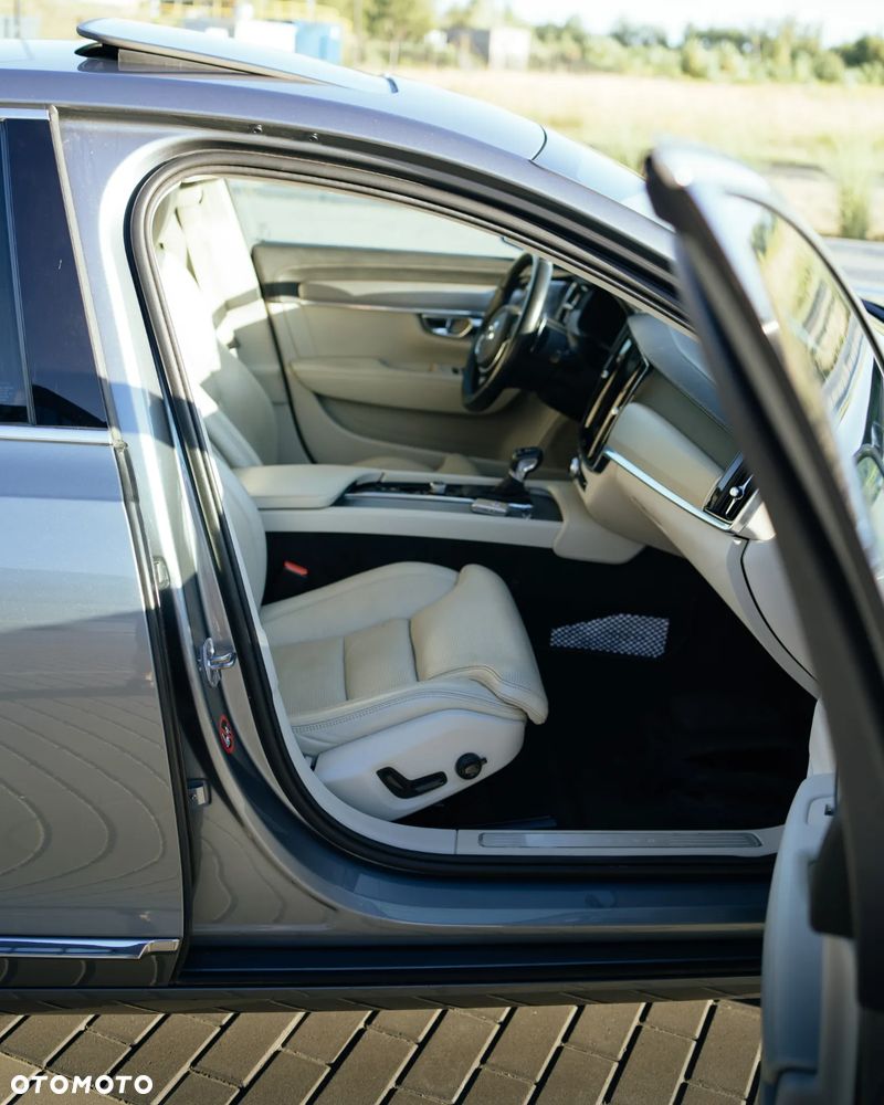 Volvo S90 T6 AWD Inscription - 28