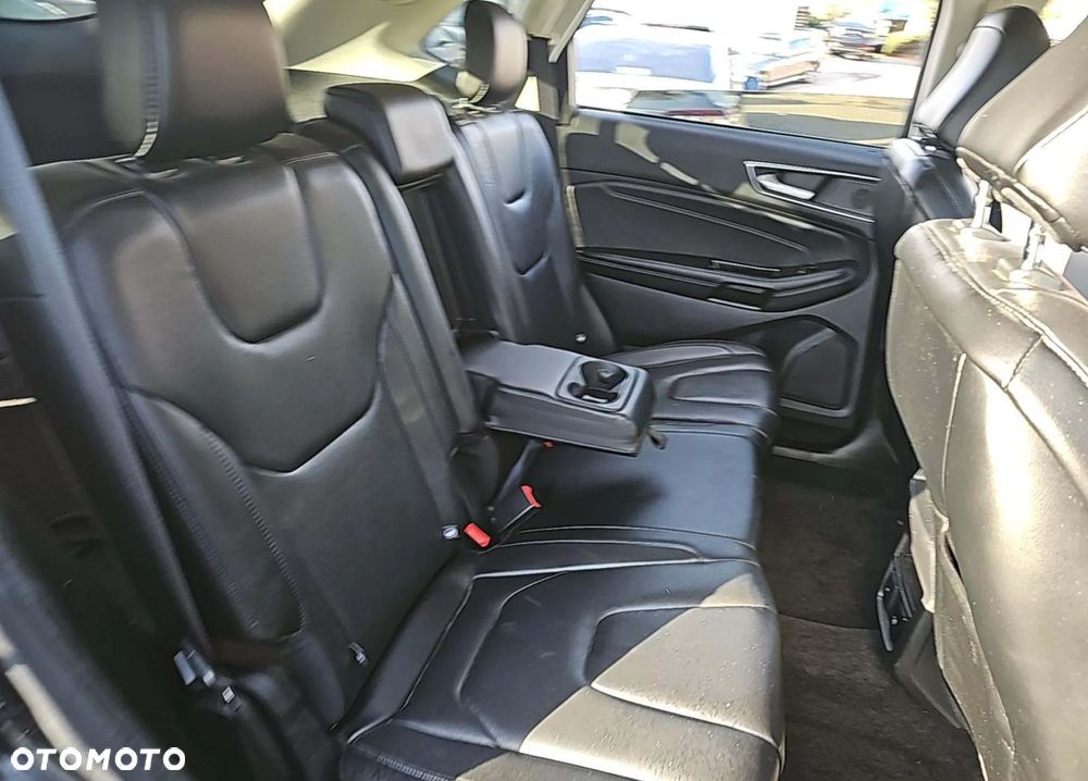 Ford Edge - 12